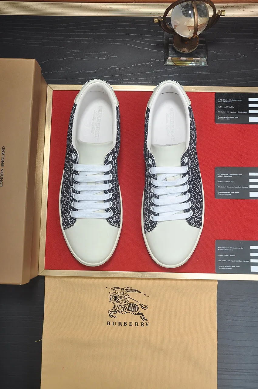 Men's shoes💰480💶[Burberry] (cowhide lining) classic low-top sneakers｜Imported cowhide with classic plaid fabric｜Cow leather lining｜Original outsole｜Fine workmanship and comfortable to wear Size: 38-44 (customized at 45)